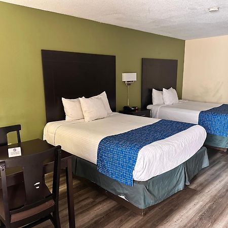 Travelodge By Wyndham Clarksville Zewnętrze zdjęcie