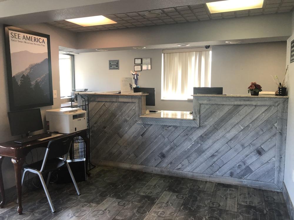 Travelodge By Wyndham Clarksville Zewnętrze zdjęcie