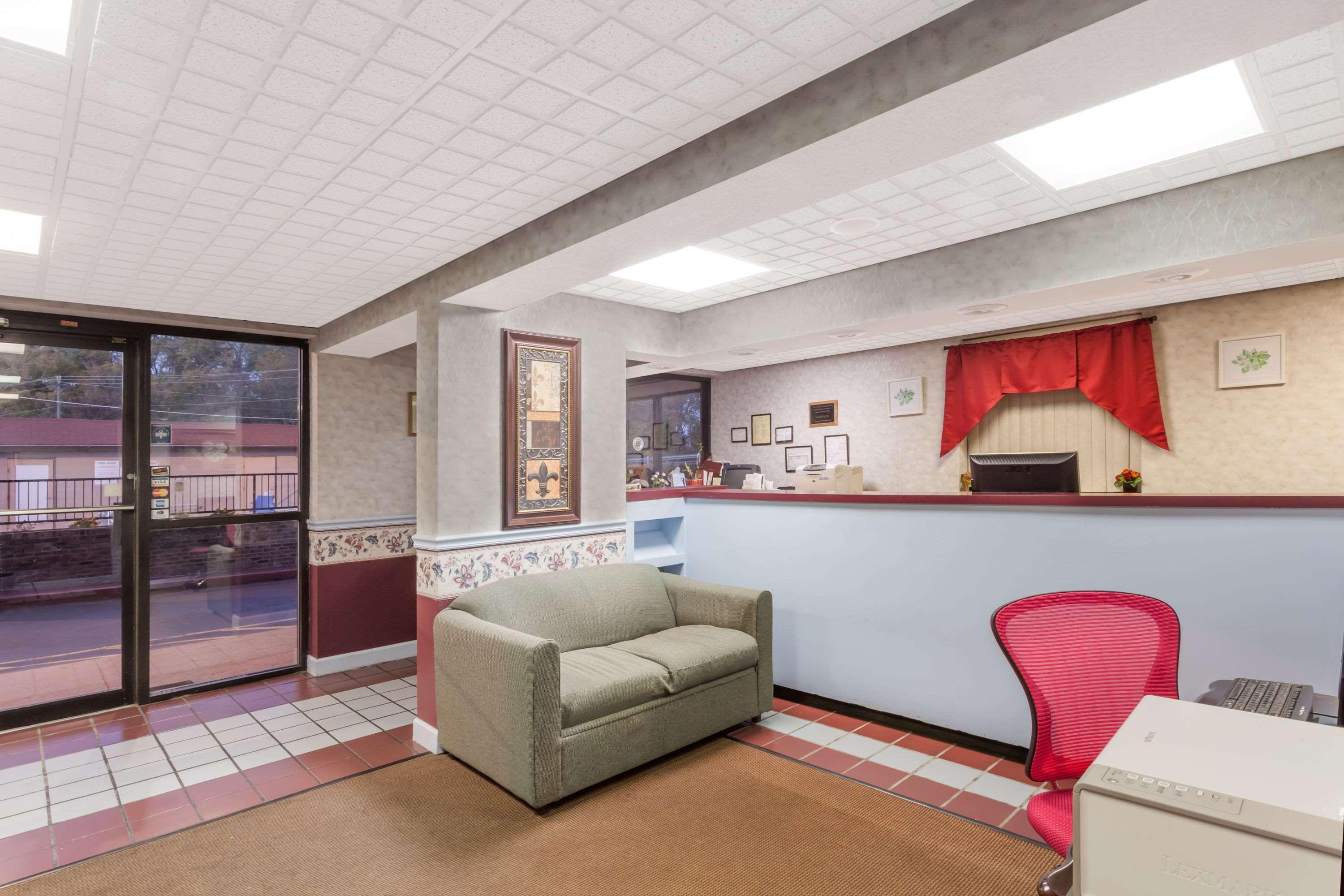 Travelodge By Wyndham Clarksville Zewnętrze zdjęcie
